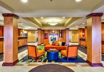 Fairfield & Hotel